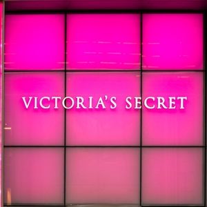 Victoria's Secret & PINK